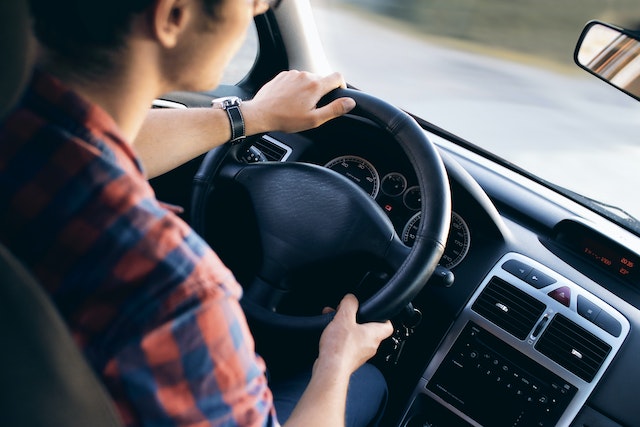 Descubra o melhor jeito de evitar a busca e apreensão do seu carro