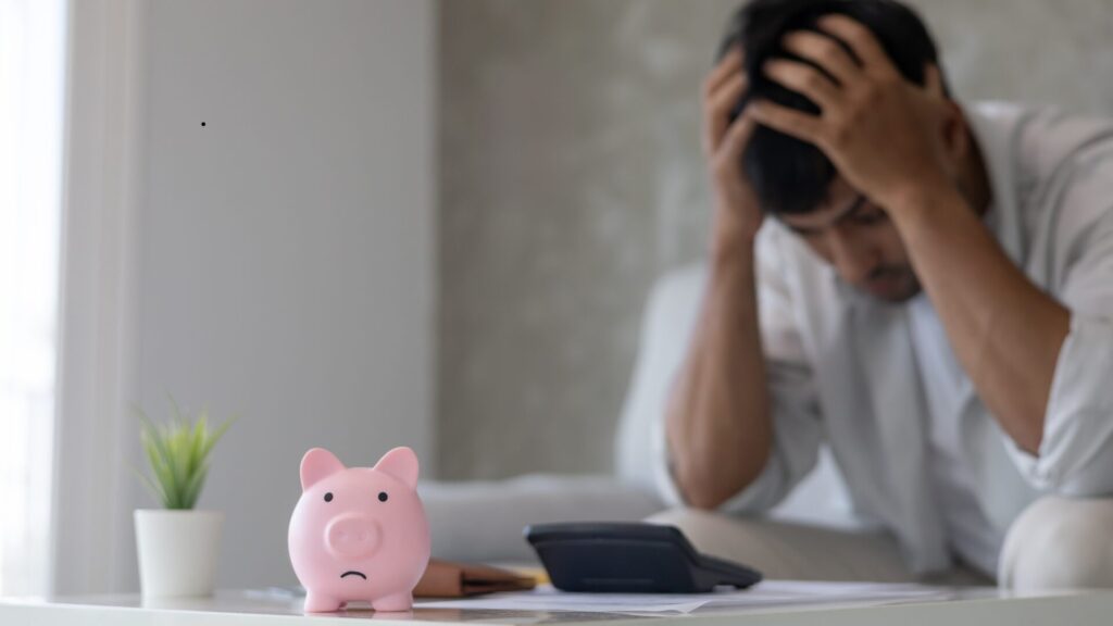 Endividamento no início de ano: Estratégias para evitar ou resolver